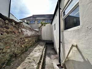 Photo 17- click for photo gallery